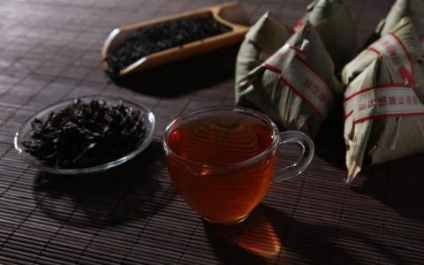 喝黑茶有什么好处和功效,喝黑茶的好处和坏处是什么