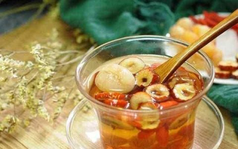 红枣配枸杞泡茶怎么样(经常用枸杞红枣泡茶有什么好处)