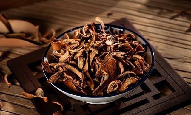 一个神奇的“挖痰”中成药，上养脾肺，下护肠胃，下补肝肾