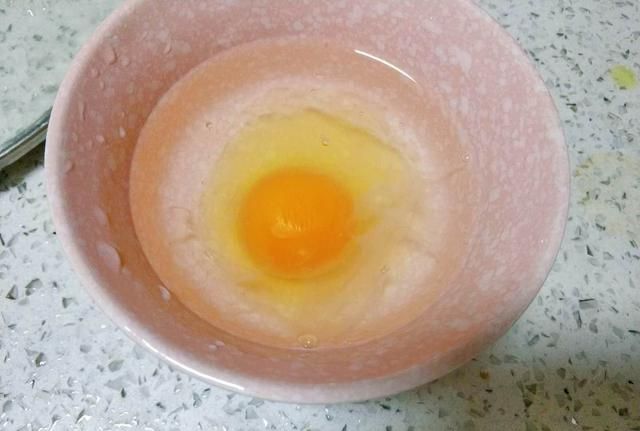 冷藏的鸡蛋可以做鸡蛋羹吗(冷藏的鸡蛋能做蛋糕吗)图4