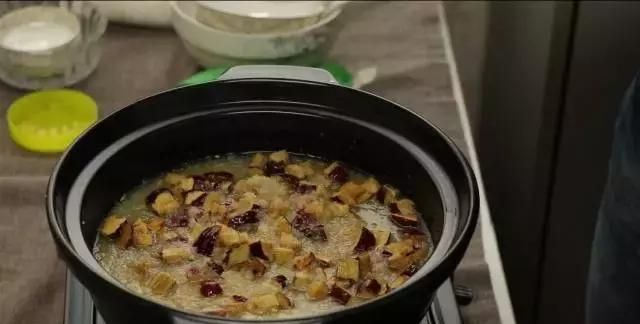 怎么在家自己做秋梨膏(秋梨膏的正确熬法)图3