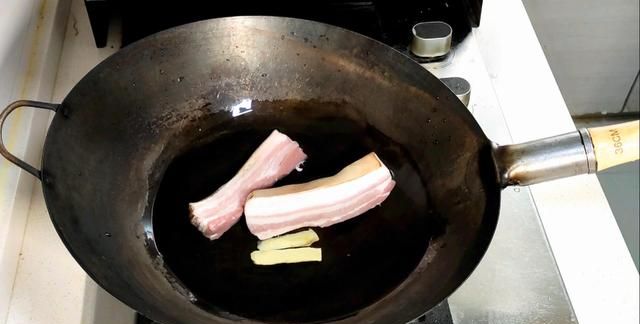 吃了30年的猪肉白菜炖粉条，原来这样做最美味，农家杀猪菜好吃