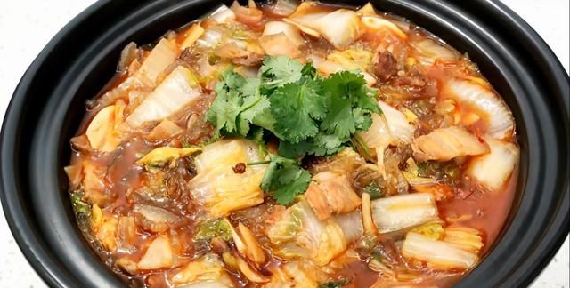 吃了30年的猪肉白菜炖粉条，原来这样做最美味，农家杀猪菜好吃