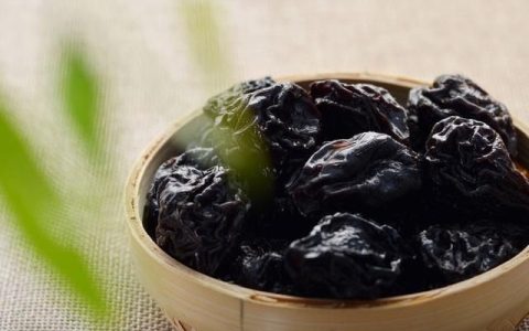红枣好还是黑枣好