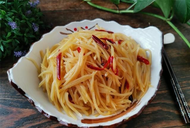 土豆最好吃的8道做法，土豆还能做这么多花样，换着样的吃