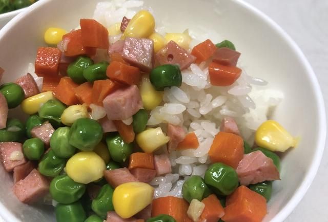 春天吃豆胜过吃肉，教你豌豆的做法，脆嫩入味又营养，补钙又护眼