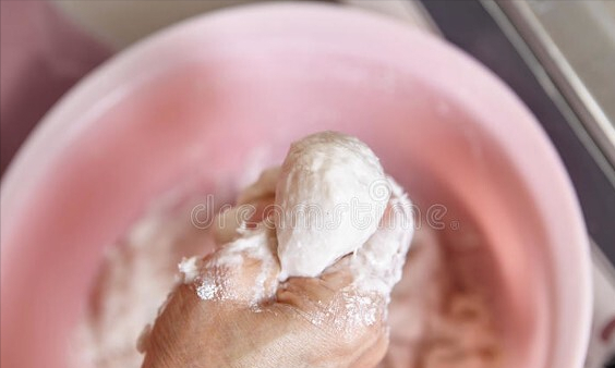 快过年了，教你自制鱼丸，鲜美滑嫩，Q弹不腥，真材实料无添加