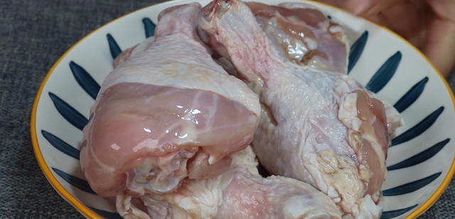 这才是鸡腿最好吃做法，每次都不够吃，连挑食孩子都抢着吃，真香