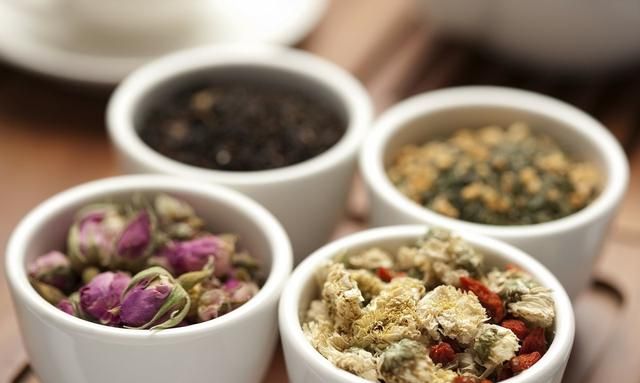 各种花草茶的功效与作用「大全」看后再也不会纠结应该喝什么茶了