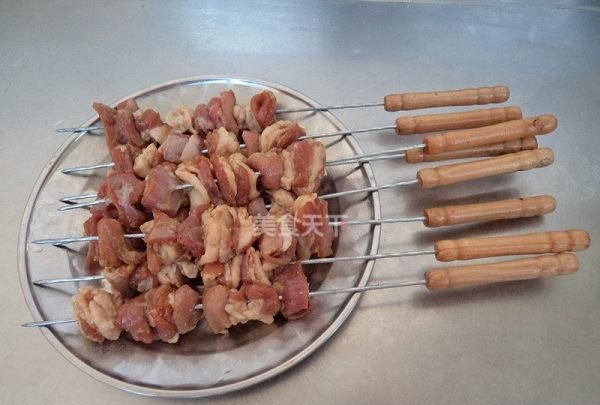 火锅羊肉腌制又滑又嫩方法,空气炸锅做羊肉的腌制方法图26