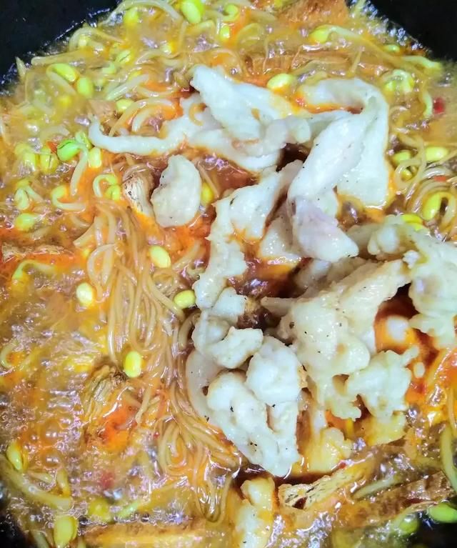怎样炒黄豆芽最好吃(怎样炒黄豆芽比较好吃)图8