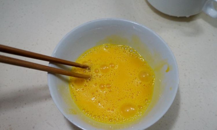 2个鸡蛋羹的正确做法,怎么用一个鸡蛋做鸡蛋羹图7