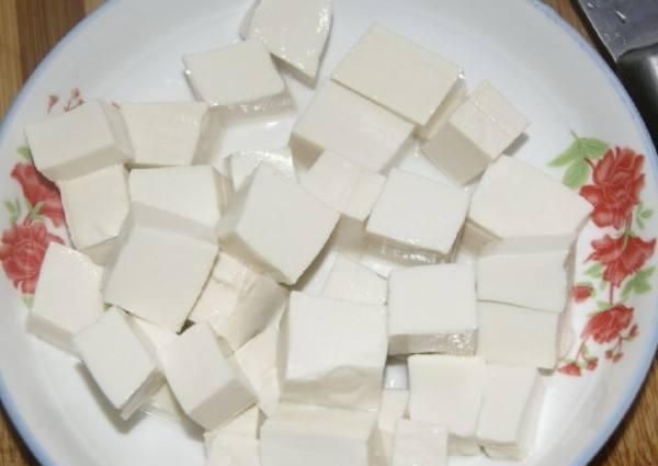 大墨鱼炖豆腐怎么做好吃图4