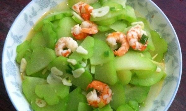 佛手瓜怎样烧菜(腌佛手瓜的做法)图1