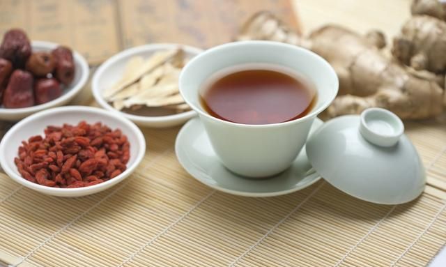 每天一杯生姜红枣茶，让你暖和整个冬季，良心推荐！