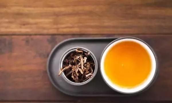 减肥坚持喝这种茶 让你不再肥胖告别“小腹婆”