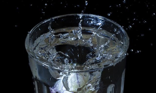 千滚水致癌，那饮水机里的热水岂不是“致癌炸弹”？