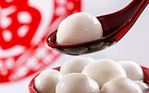 做汤圆的家常做法水和面(做汤圆馅怎么和面才好吃)