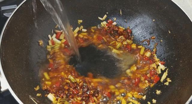 石城酸辣粉做法(石城酸辣粉做法)图2