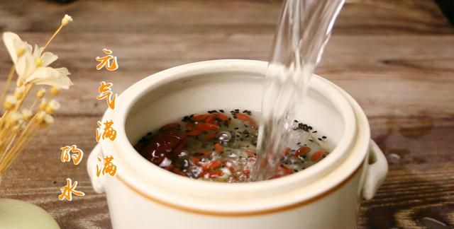 乌鸡汤如何煮(怎样煮乌鸡汤更营养)图28