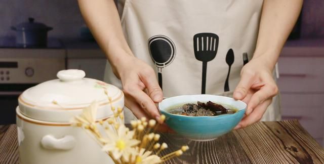 乌鸡汤如何煮(怎样煮乌鸡汤更营养)图33
