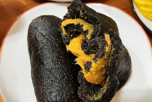 家有两个小学生，早餐必须吃，妈妈早起半个小时，换着花样做美食