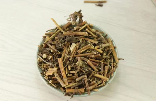 每日一味抗癌中药——败酱草，消痈排脓、活血行瘀，配伍应用广