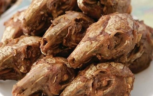 兔子肉有什么功效和作用(兔子肉炖汤做法功效)图3