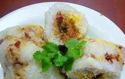 包粽子教程三角粽慢动作(芦苇叶包三角粽教程)图4