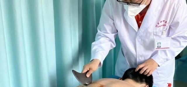 小小砭石 大有妙用！东城中医医院针灸科砭石疗法正式上线啦