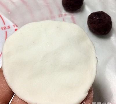 带着玫瑰芳香的红豆汤圆