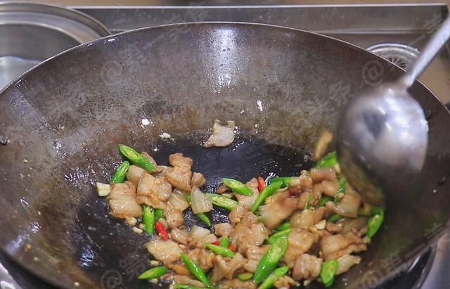 一周晚餐食谱，7道家常菜，有肉有菜有主食，适合上班族