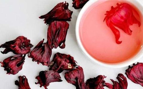 玫瑰茄泡水能长期喝吗,玫瑰茄泡水喝作用与功效