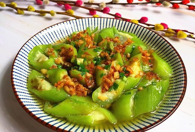 这菜从小吃到大，百吃不厌，无油烟更健康，尤其女人要多吃！