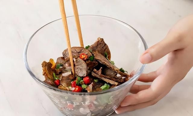 不挨饿，顿顿有肉，一周照样瘦5斤！我的带饭清单