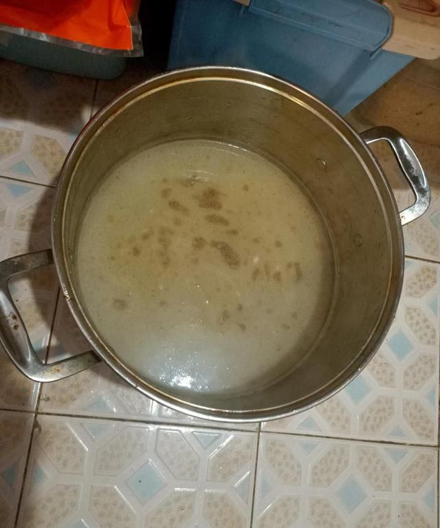 就是家里常用的调料，家庭版卤猪头