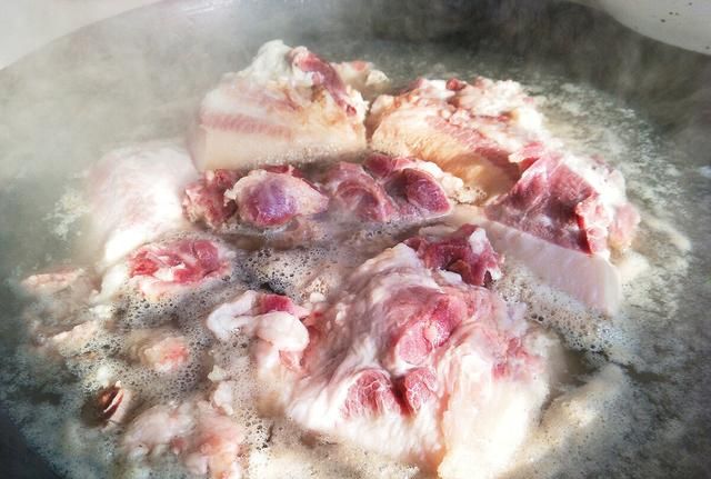 忘不了的家乡美食：杀猪菜