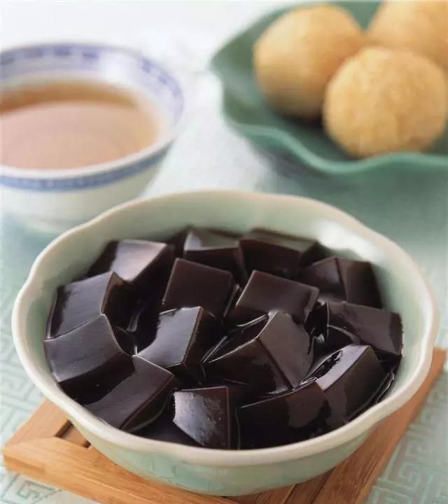 这些是药，很多人当零食吃，不可取！其实几类人，吃了有一定危险