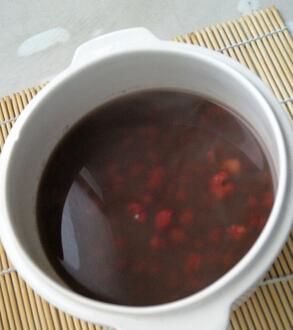 有没有什么食疗方式可以改善肾结石的图1