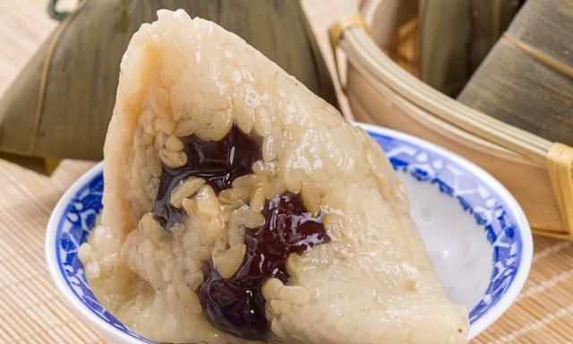 包粽子糯米要泡多久？要煮多久？很多人做错，难怪粽子不香还夹生
