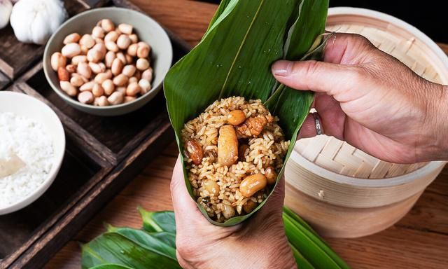 包粽子糯米要泡多久？要煮多久？很多人做错，难怪粽子不香还夹生