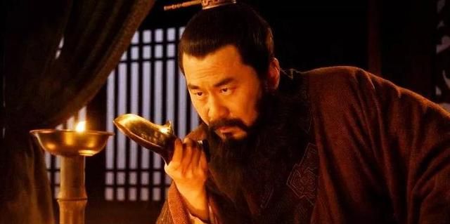 古人为什么喜欢用木枕、石枕？硬邦邦的，能舒服吗？