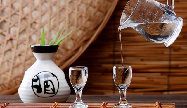 “中国4大名酒”有哪些？你喝过几种呢？原来白酒还能这么排名