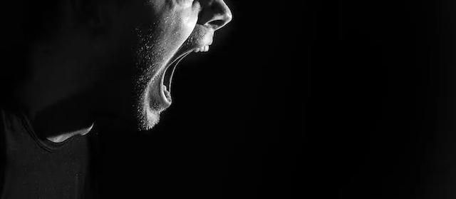 为什么看似老实、胆小怕事的人，却出人意料地做出惊世骇俗的事情图2