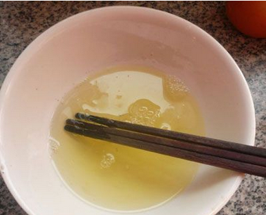 白芷加一“物”，48秒祛斑不留痕。