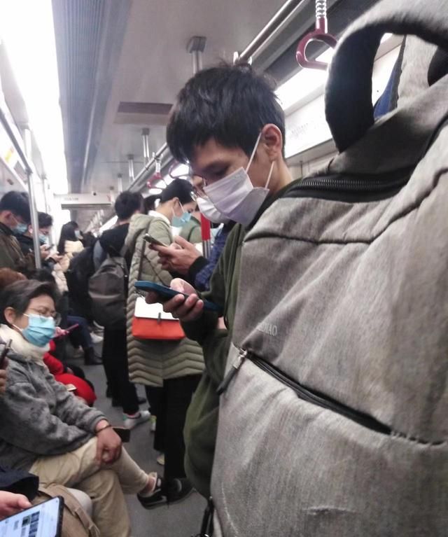 比病毒更厉害的是心理的恐惧