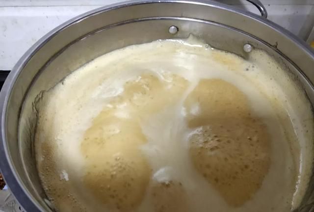 蜂蜜枇杷膏润肺止咳、清热去火，一分钟教你制作枇杷膏，零失败