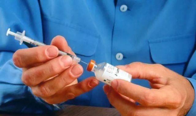 食物相克风波再起！柿子和螃蟹真的不可兼得？