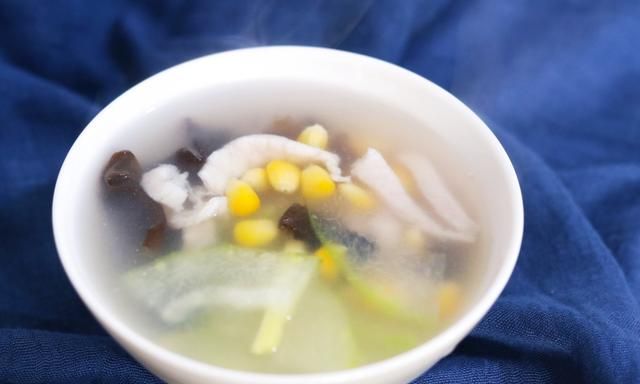 别光顾着吃饭，三伏天得来一道汤，开胃清暑，成本不到10块钱
