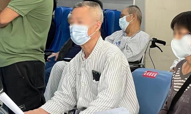 肺腺癌怎么办,肺腺癌原位癌图1